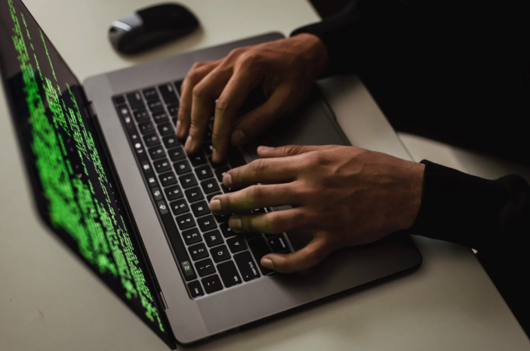 En la era digital existen grandes amenazas, advierten en Seguritech Privada.