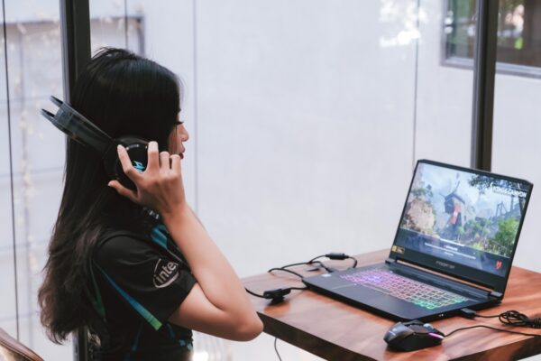mujeres en la tecnologia