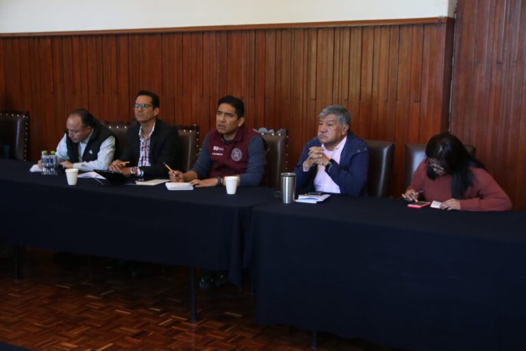 Mesa de diálogo entre SACMEX y operadores de pipas en Tlalpan