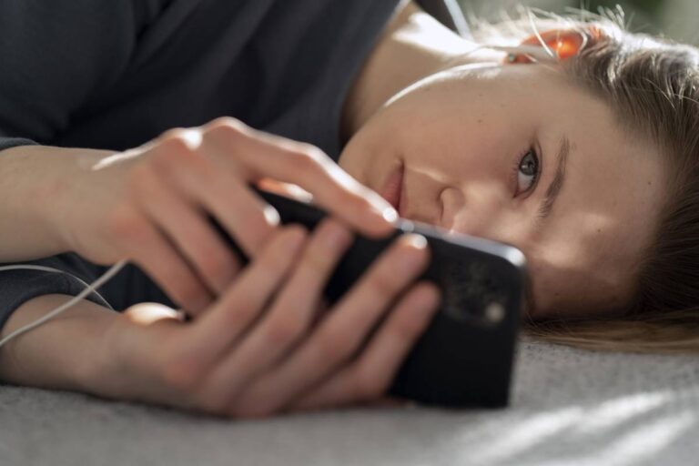 Aumentan personas que recurren a la IA como apoyo sicológico