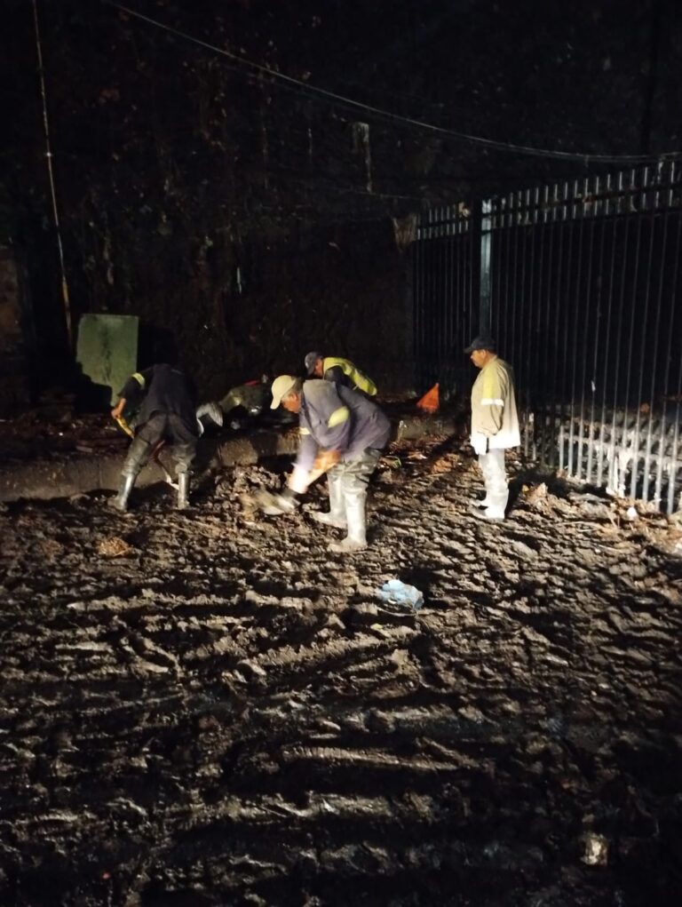 SACMEX atiende daños por lluvias intensas en la capital