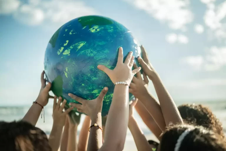 Grupo AJE impulsa estrategias firmes contra el cambio climático