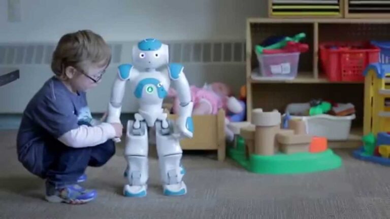Se inspira en la robótica y crea solución para niños con autismo