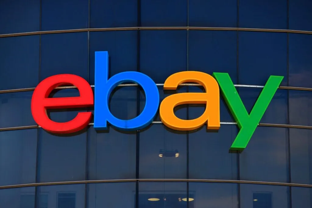 eBay celebra 30 años transformando el comercio digital con innovación tecnológica y sostenibilidad