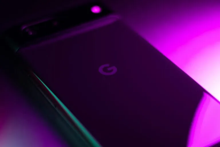 Google Pixel con Android puro y funciones exclusivas de inteligencia artificial en un mercado saturado de celulares