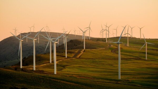 Apple refuerza su liderazgo ambiental con nuevos proyectos de energía renovable en Europa y China dentro de su estrategia sostenible