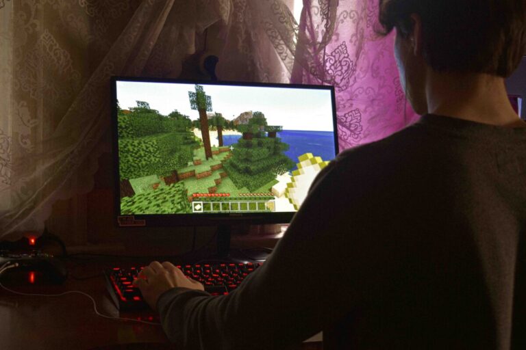 Jugadores en Estados Unidos con pocos videojuegos pero muchas horas de juego