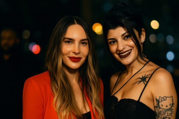 Belinda y Cazzu compartiendo un momento amistoso en su encuentro en Buenos Aires