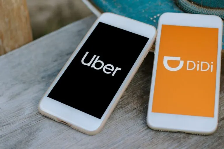 Calle en San Luis Potosí sin autos de Uber tras ley de movilidad