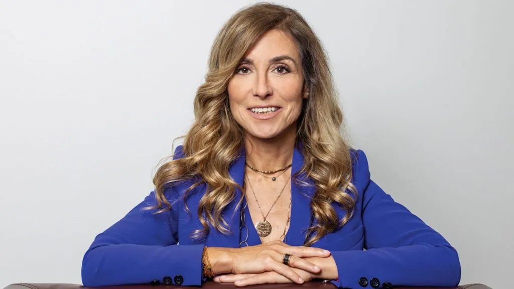 Elena Alti es reconocida por impulsar el liderazgo femenino en el ámbito empresarial