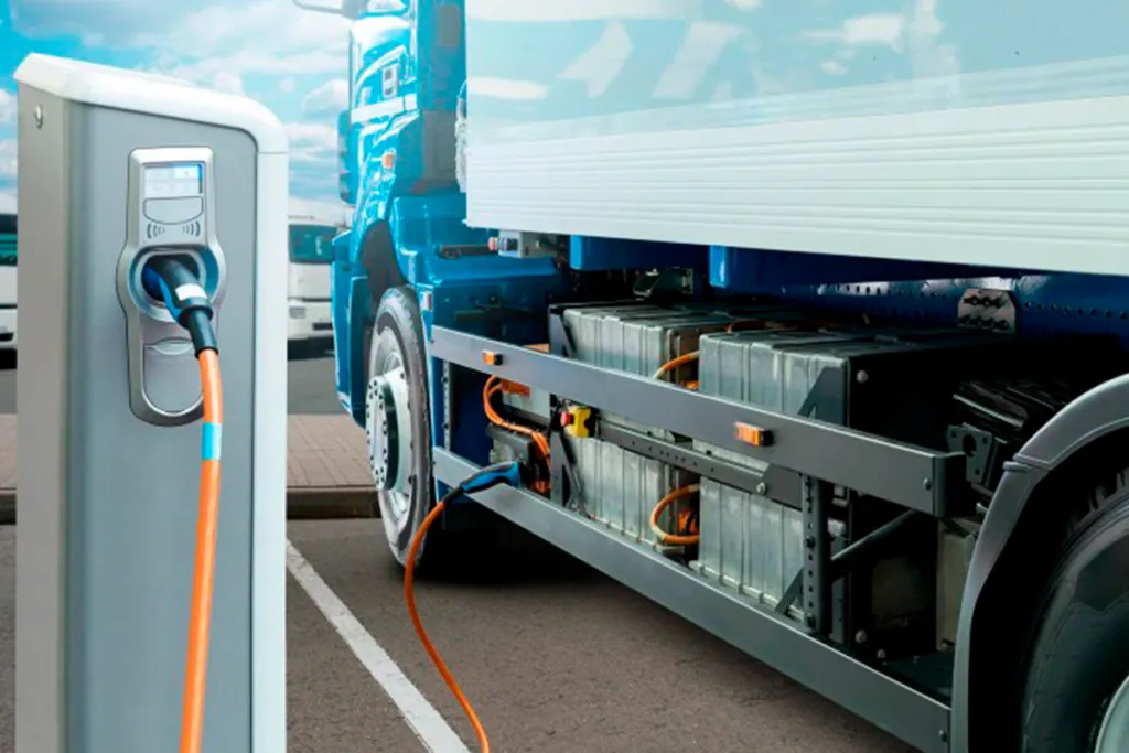 La UE impulsa tecnología limpia para reducir costos del transporte con hidrógeno, baterías y soluciones sostenibles en logística europea