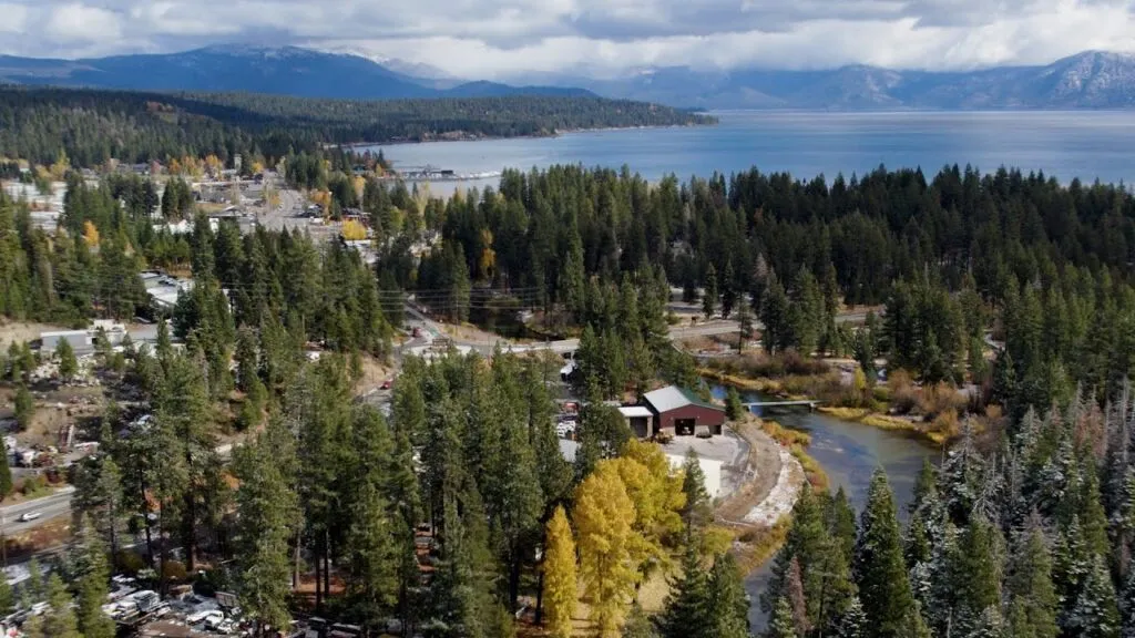 North Lake Tahoe TBID renovado por diez años para financiar proyectos de transporte, vivienda y economía turística local.