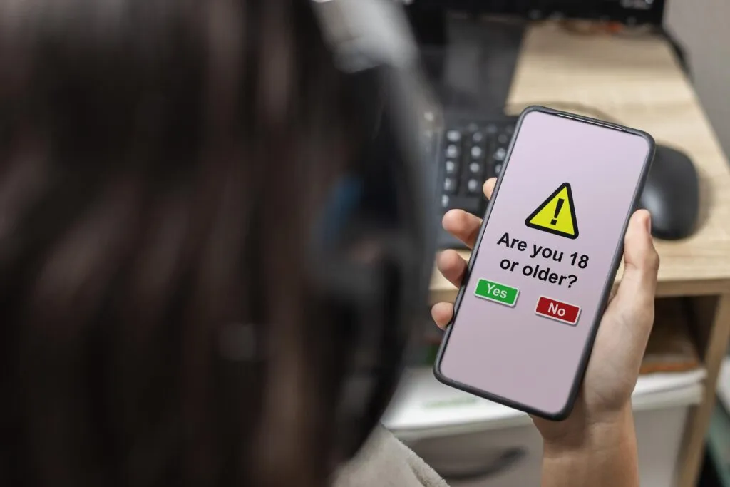 Tecnología de verificación de edad aplicada en Australia para impedir que menores accedan a redes sociales