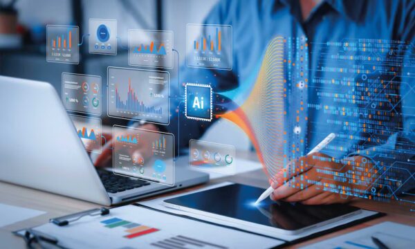 Encuesta AI Pulse EY revela cómo empresas en Estados Unidos reinvierten productividad generada por inteligencia artificial en innovación y talento