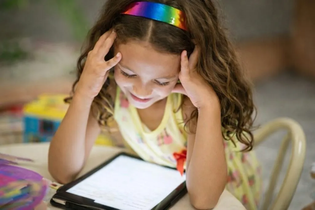 Tecnología y lectoescritura transforman el aprendizaje en México con herramientas digitales educativas