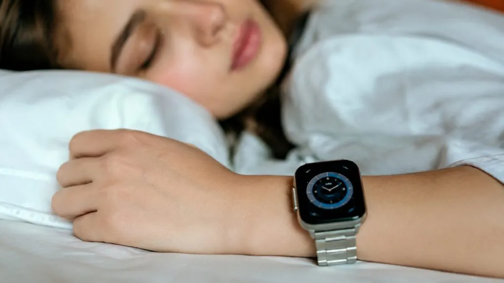 Tecnología para dormir con apps, anillos inteligentes y sensores que mejoran hábitos nocturnos en España