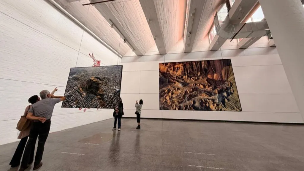 Exposición de Banco Azteca y Santiago Arau sobre el Valle de México en la UNAM