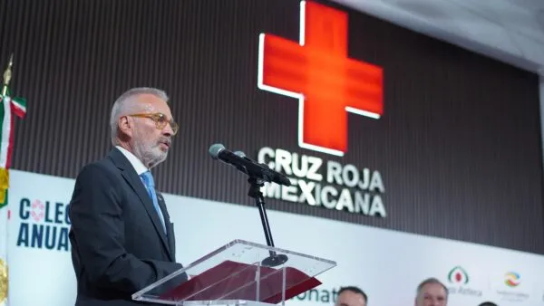 Banco Azteca entrega donativo de 4 millones de pesos a la Cruz Roja Mexicana para fortalecer servicios médicos y atención humanitaria