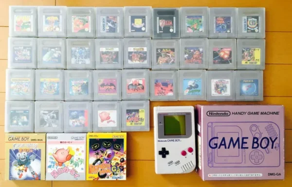 Game Boy clásico mostrando un videojuego retro que marcó una generación de jugadores