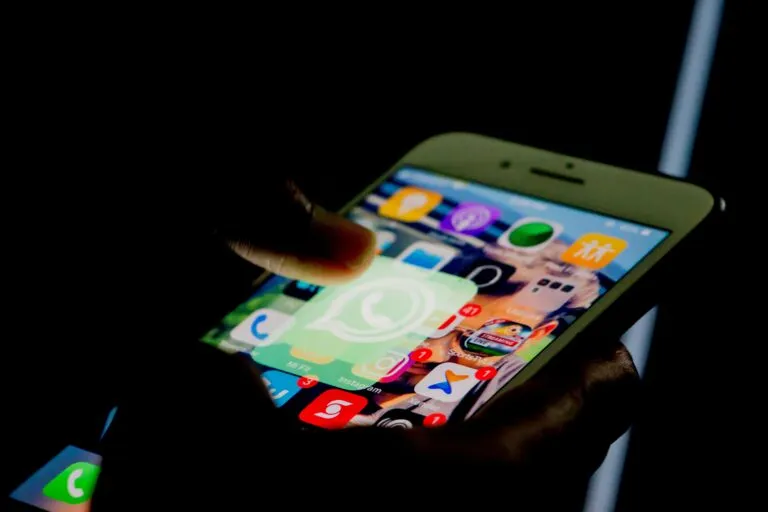 Recuperar una cuenta de WhatsApp hackeado mediante verificación y medidas de seguridad digital