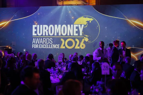 El rol del acceso al crédito en América Latina: Euromoney premia el modelo de Banco Azteca