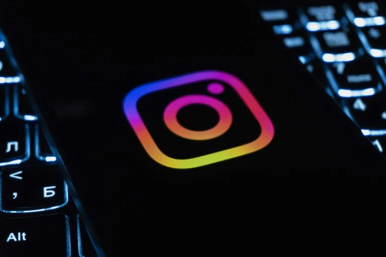 Privacidad en Instagram para impedir que Meta utilice fotos públicas para entrenar inteligencia artificial.