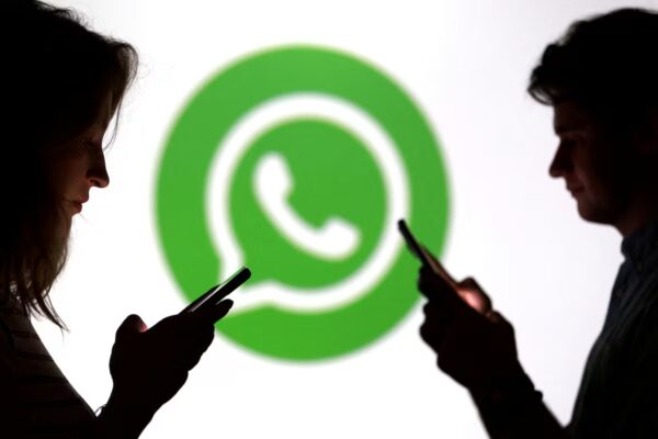 WhatsApp Pro integra funciones premium e inteligencia artificial mediante una suscripción mensual.