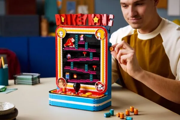 LEGO Donkey Kong Arcade revive la época dorada de las maquinitas
