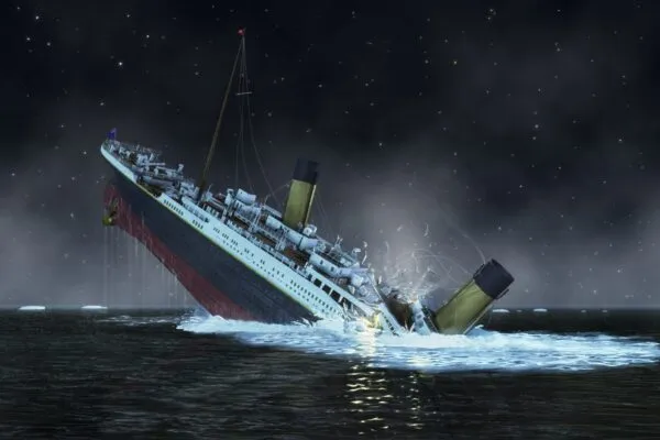 El Titanic navegando cerca de un iceberg acompañado de una representación de radar, GPS y tecnología marítima actual.