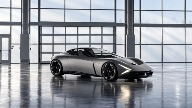 Acura NEXERA Vision presenta un diseño futurista con aerodinámica activa, iluminación avanzada y tecnología enfocada en el conductor.