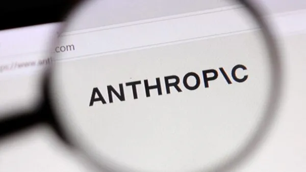 Inteligencia artificial aplicada a la investigación de medicamentos en un laboratorio tecnológico