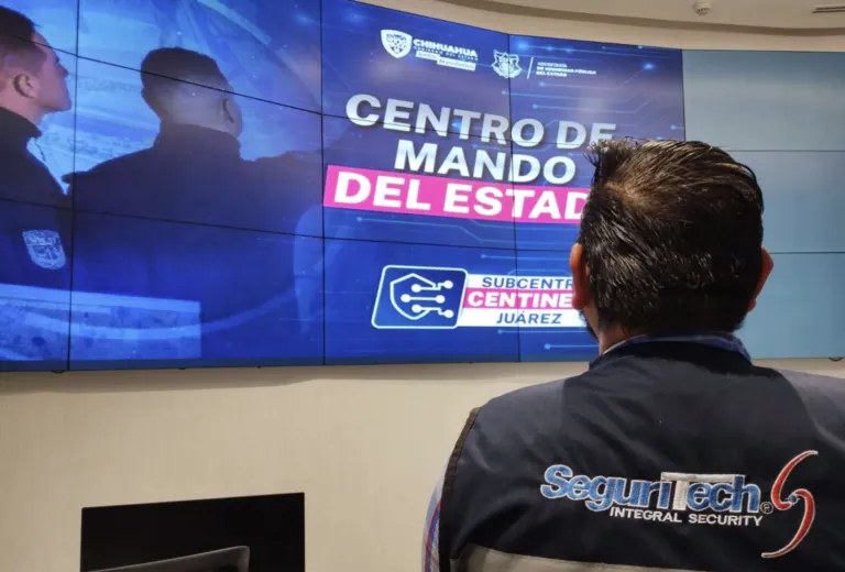 Infraestructura tecnológica de un centro de comando inteligente con videowalls y sistemas de analÃtica de Seguritech.