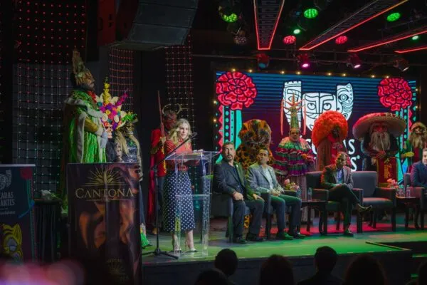 Banco Azteca y Máscaras Danzantes alistan cumbre cultural en Orizaba